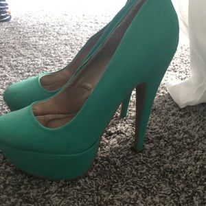 Teal Heels